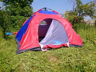 Кемпинги Camping In Tatev Татев Трехместный номер с видом на горы-5